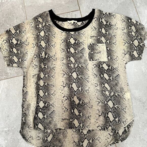 Gold Hawk snakeskin blouse - Picture 4 of 6